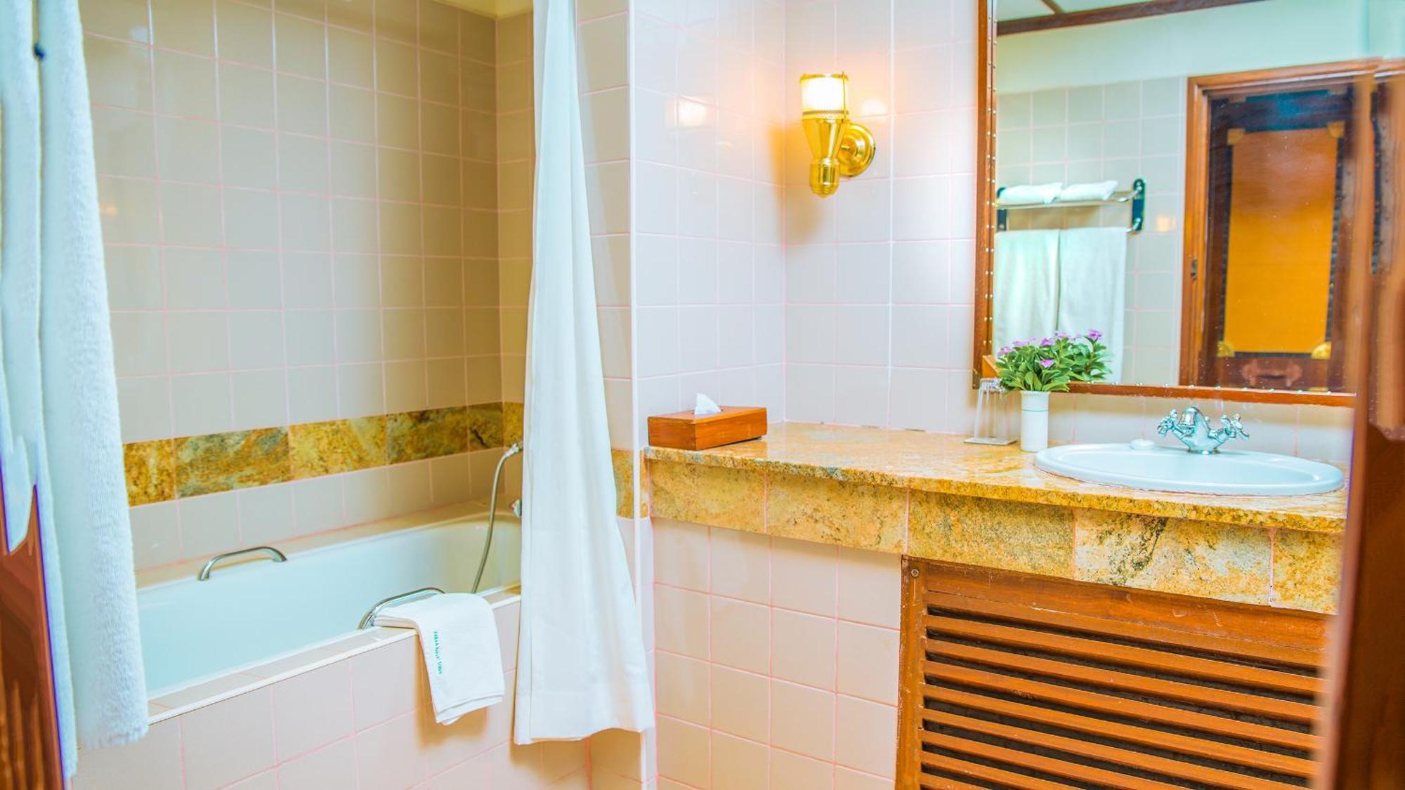 Paraa Safari Lodge Εξωτερικό φωτογραφία